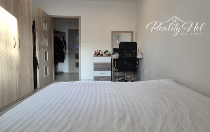 Exkluzívne na predaj 2 izbový byt v Martine, tehlová bytovka, balkón