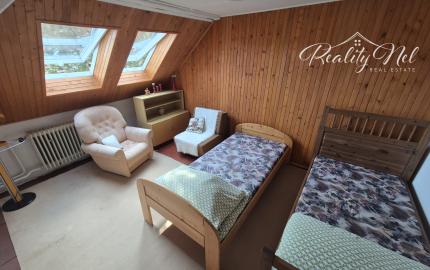 Predané- Exkluzívne na predaj rodinný dom s krásnou záhradou Sklené