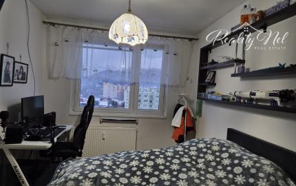 REZERVOVANÉ- 3 izbový byt na predaj v bezbariérovom dome Martin - Záturčie