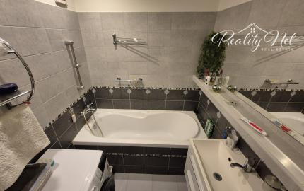 Exkluzívne na predaj 3 izbový byt Martin - Košúty 2