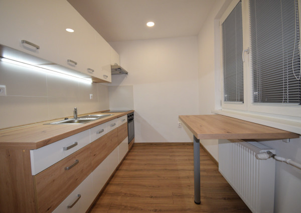 2- izbový byt na prenájom  s veľkým balkónom na prenájom Martin - Sever