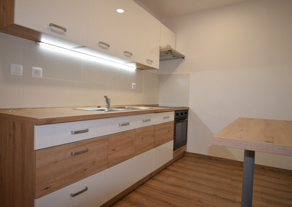 2- izbový byt na prenájom  s veľkým balkónom na prenájom Martin - Sever