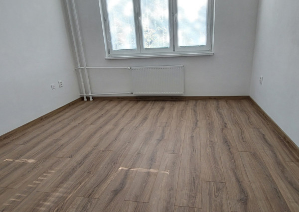 2- izbový byt na prenájom  s veľkým balkónom na prenájom Martin - Sever