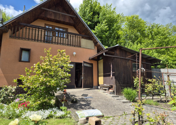 REZERVOVANÉ-Predaj 2 izbový rodinný dom  V Martine