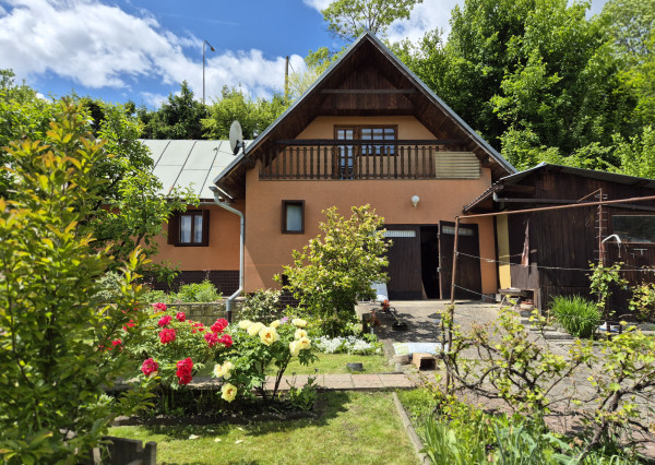 REZERVOVANÉ-Predaj 2 izbový rodinný dom  V Martine