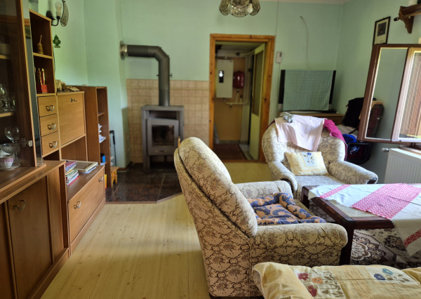 REZERVOVANÉ-Predaj 2 izbový rodinný dom  V Martine