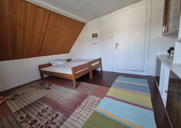 Predané- Exkluzívne na predaj rodinný dom s krásnou záhradou Sklené