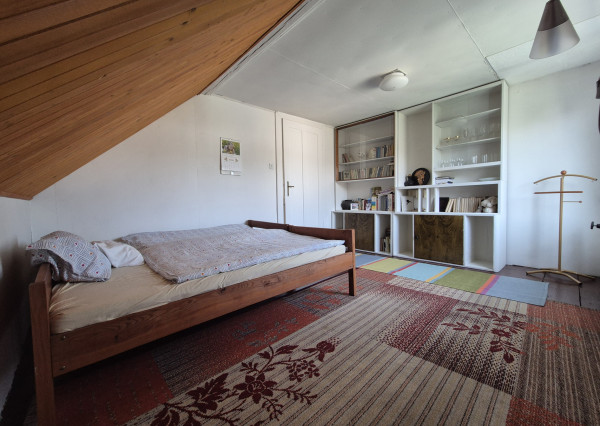 Predané- Exkluzívne na predaj rodinný dom s krásnou záhradou Sklené