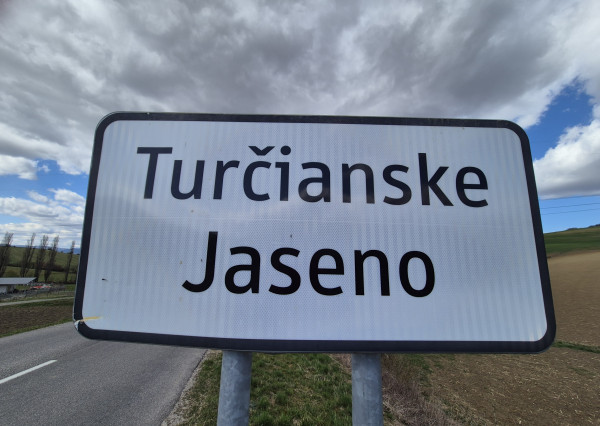 Predaj slnečného pozemku na začiatku obce Turčianske Jaseno