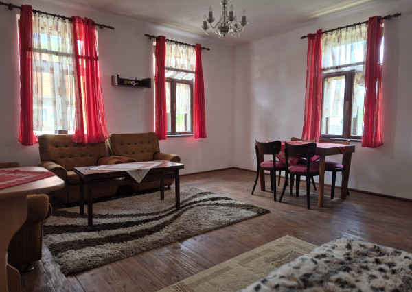 Exkluzívne na predaj 3 izbový rodinný dom s možnosťou prerobiť na 4 izbový v Martine -Priekope