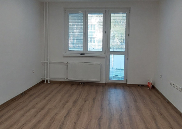 2- izbový byt na prenájom  s veľkým balkónom na prenájom Martin - Sever