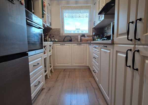 Rezervované- Predaj 4 izbového bytu na Ľadovni v Martine