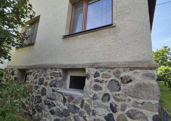 Predané- Exkluzívne na predaj rodinný dom s krásnou záhradou Sklené