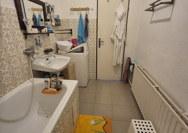 Predané- Exkluzívne na predaj rodinný dom s krásnou záhradou Sklené