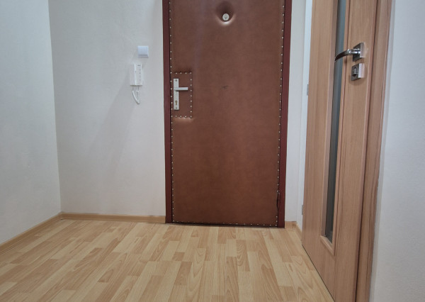 REZERVOVANÉ-1 izbový byt na predaj  Vrútky