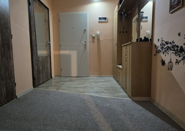 Exkluzívne na predaj 3 izbový byt Martin - Košúty 2