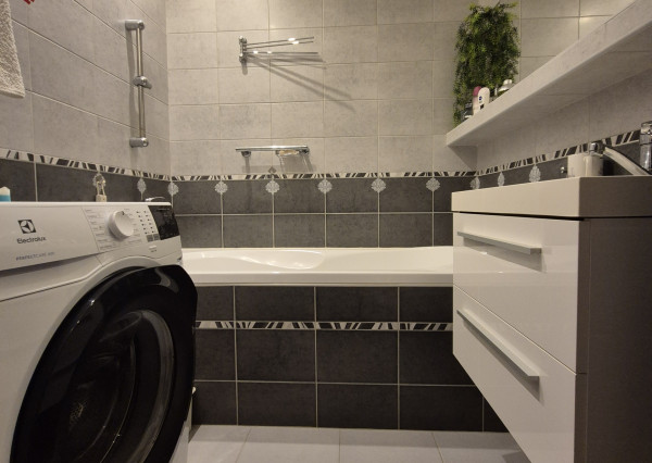 Exkluzívne na predaj 3 izbový byt Martin - Košúty 2