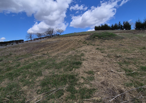 Predaj slnečného pozemku na začiatku obce Turčianske Jaseno