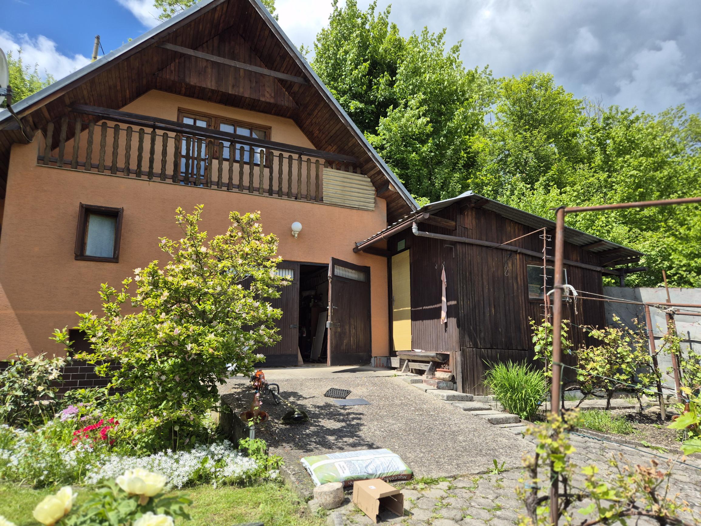 REZERVOVANÉ-Predaj 2 izbový rodinný dom  V Martine