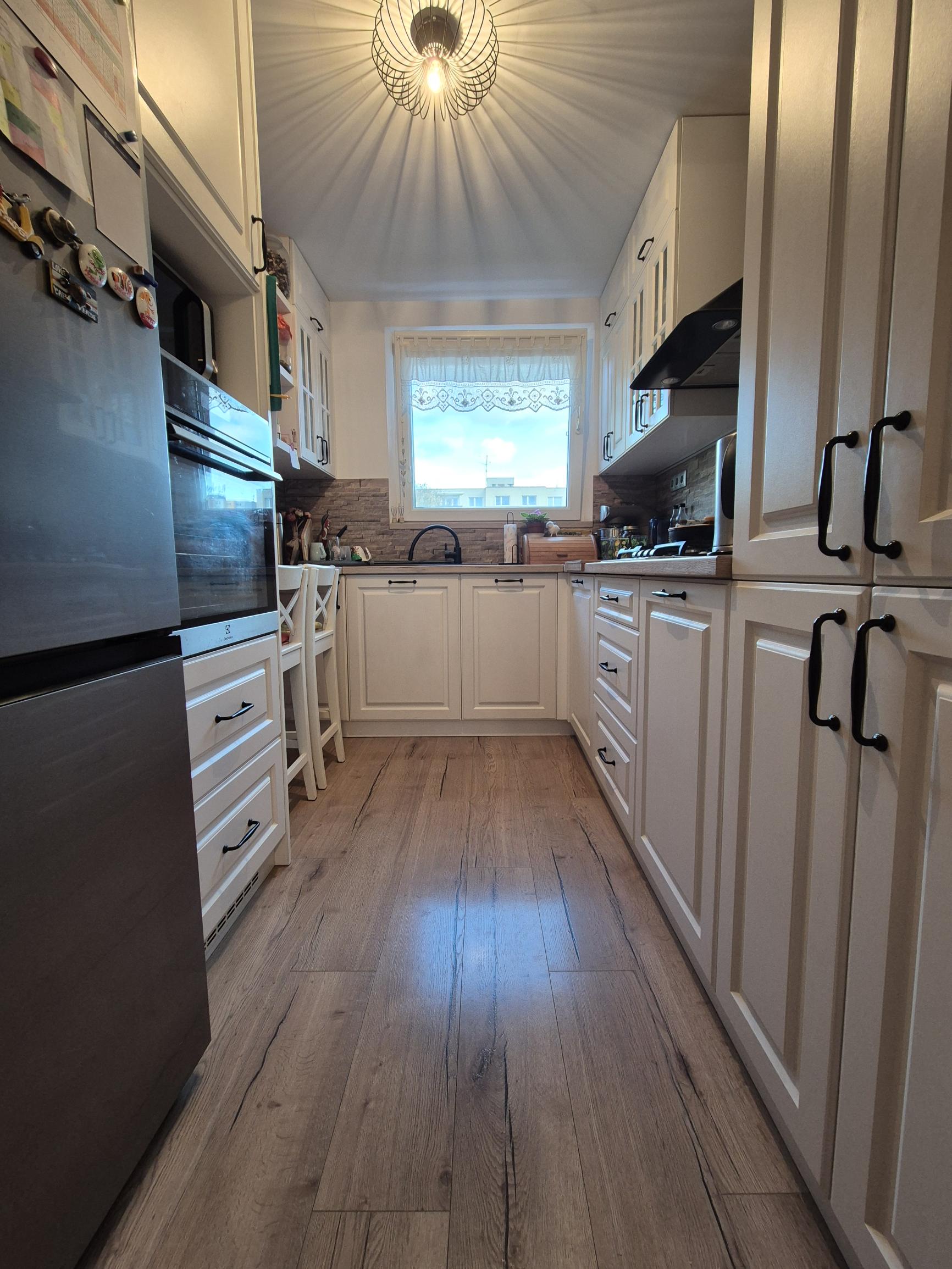 Rezervované- Predaj 4 izbového bytu na Ľadovni v Martine